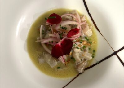 Ceviche de corvina.